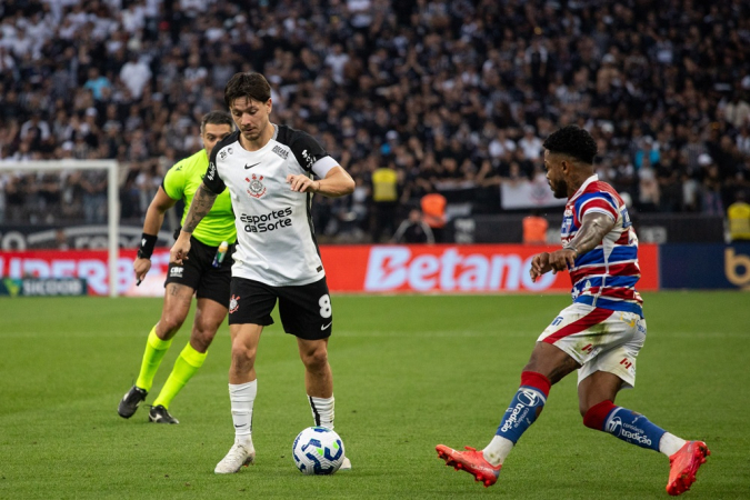 Rodrigo Garro durante a partida entre Corinthians e Fortaleza, válida pela 18ª rodada do Brasileirão e realizada na tarde deste domingo