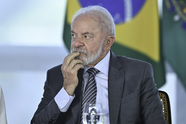 Carta aberta a Lula pede regulação do streaming no Brasil