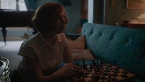 Anya Taylor-Joy é estrela de "O Gambito da Rainha", sucesso da Netflix