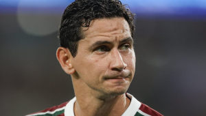 Fluminense empata com o Vasco no fim em jogo de pênaltis perdidos e vai à decisão do Carioca