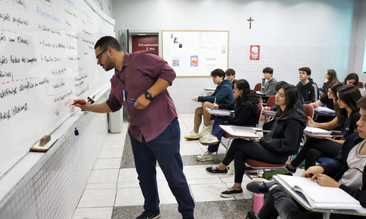 Pré-selecionados no Fies 2025 devem completar cadastro hoje