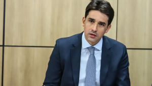 O ministro de Portos e Aeroportos, Silvio Costa Filho, classificou como “contraproducente” a mistura de agendas políticas e econômicas nas relações dos Estados Unidos com o Brasil.
