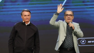 pastor Silas Malafaia e Bolsonaro durante evento