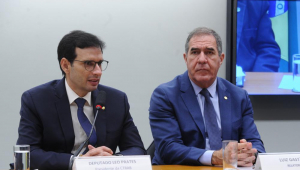 Os deputados Leo Prates (PDT-BA) e Luiz Gastão (PSD-CE) participam da Subcomissão Especial da PEC da Escala de Trabalho 6X1