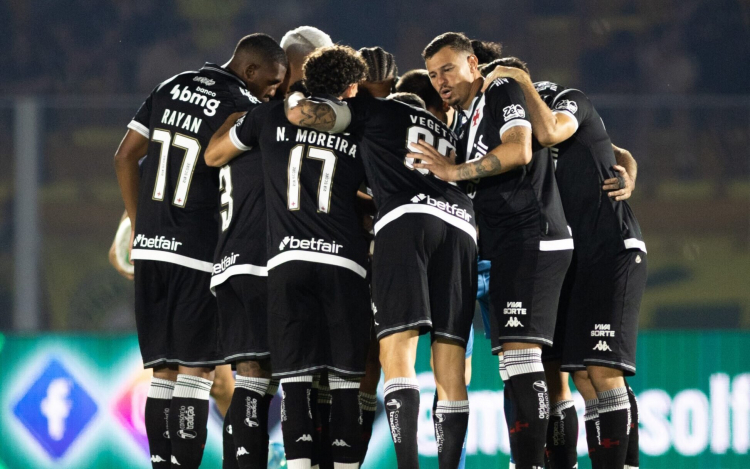 Jornalista detona Fernando Diniz e time do Vasco: ‘Espírito fracassado’