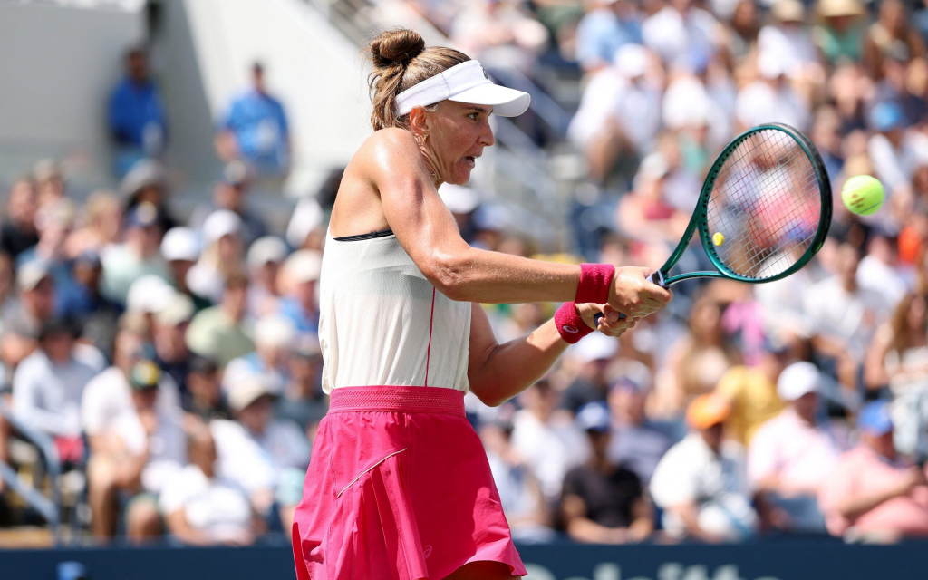 Bia Haddad tem melhor atuação no ano e volta às oitavas do US Open