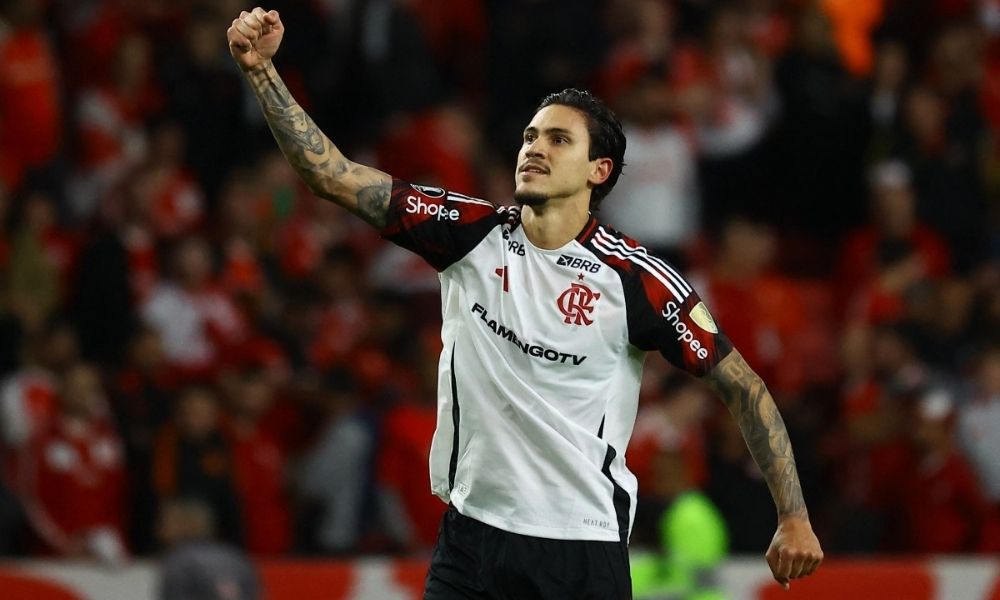 Flamengo atropela o Inter e avança na Libertadores! Maraca pulsa com a Nação!