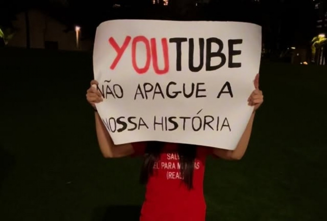 Manifestação em rede social da influenciadora Isabel Peres, dona do canal Bel Para Meninas, contra decisão do YouTube