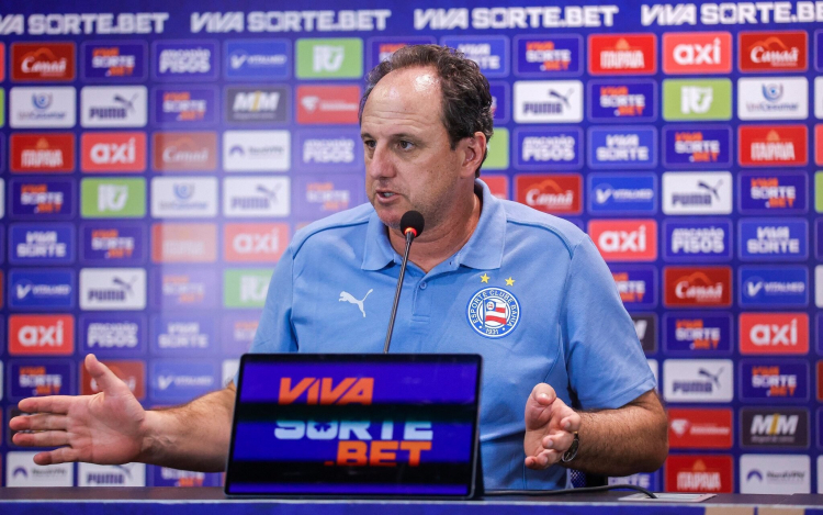 Ceni vê ‘soberba’ do Bahia contra o Fluminense e comenta crise com goleiros