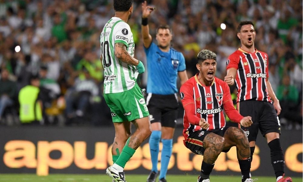 São Paulo supera dois pênaltis, segura Atlético Nacional e vai decidir vaga na Libertadores em casa
