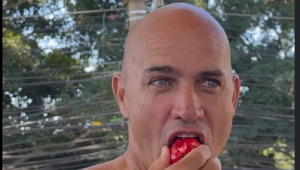 Kelly Slater morango
