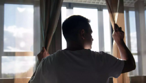 Pessoa morando sozinha