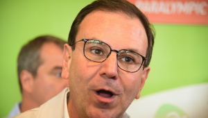 O prefeito do Rio de Janeiro, Eduardo Paes, visita as instalações do Rio Museu Olímpico, localizado dentro do Velódromo da Barra da Tijuca, na zona oeste do Rio