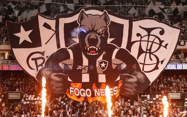 Botafogo conta com a força do Nilton Santos para dominar a LDU na Libertadores