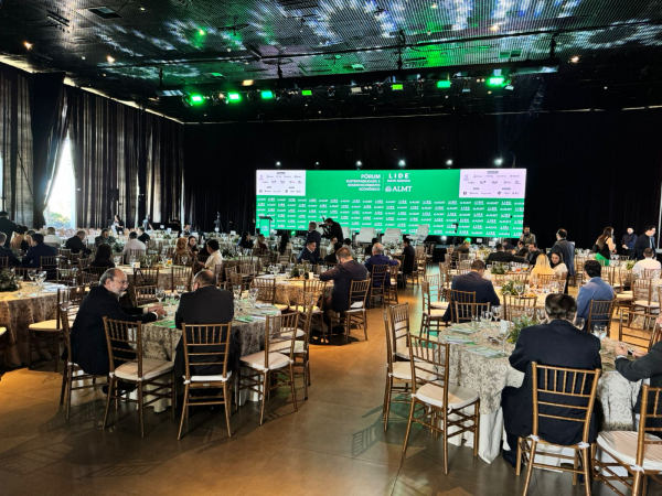 Fórum Lide em Cuiabá acontece no Espaço Reali, no Buffet Leila Malouf