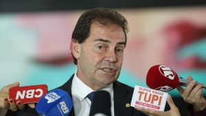 Deputado Paulo Pereira da Silva, o Paulinho da Força, fala à imprensa no Palácio do Planalto