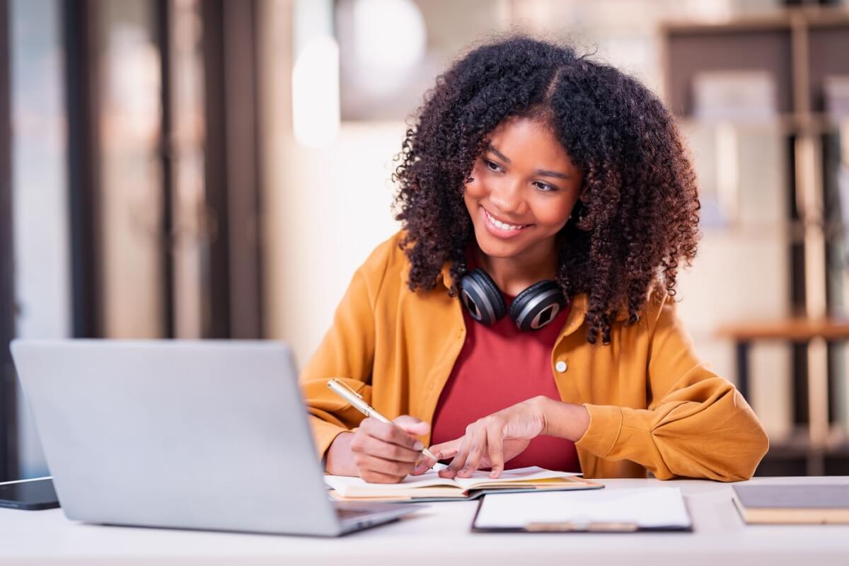Preparação estratégica, domínio técnico e bagagem são essenciais para produzir uma boa redação 