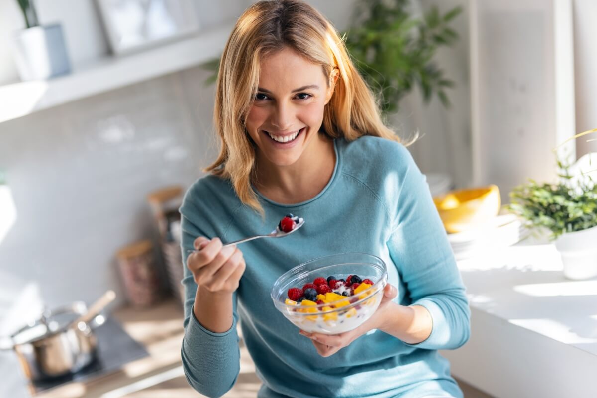 Substituir doces e sobremesas por frutas contribui para reduzir o consumo de açúcar e aumentar a ingestão de vitaminas e fibras 