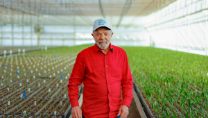 29.08.2025 – Visita às instalações e cerimônia de inauguração do Centro de Tecnologia e Inovação Agroindustrial e de lançamento do programa Valoriza – Acelen Renováveis Presidente da República, Luiz Inácio Lula da Silva, durante visita às instalações e cerimônia de inauguração do Centro de Tecnologia e Inovação Agroindustrial e de lançamento do programa Valoriza – Acelen Renováveis. Fazenda Boqueirão, BR-135, km 334, Zona Rural, Montes Claros – MG Fotos: Ricardo Stuckert / PR