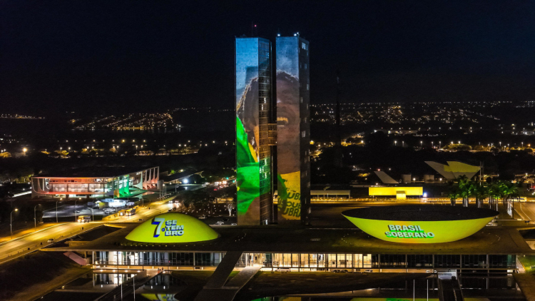01.09.2025 – Projeções Brasil Soberano Projeções no Congresso Nacional em alusão às comemorações da Independência do Brasil, celebrada em 7 de Setembro. Congresso Nacional, Brasília – DF