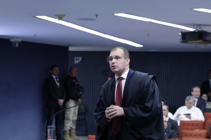 Andrew Fernandes Farias, advogado de Paulo Sérgio Nogueira