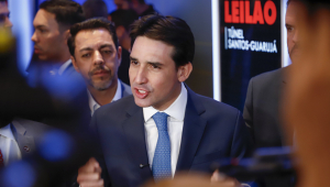 O ministro de Portos e Aeroportos, Silvio Costa Filho durante o Leilão do Túnel Imerso conectando Santos-Guaruja