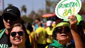 Apoiadores de Jair Bolsonaro pedem anisria durante manifestação de 7 de Setembro em Brasília