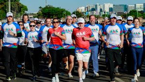 28.09.2025 - Participação na Corrida e Caminhada MEC 95 anos Presidente da República, Luiz Inácio Lula da Silva, durante a participação na Corrida e Caminhada MEC 95 anos, na Esplanada dos Ministérios. Brasília - DF.
