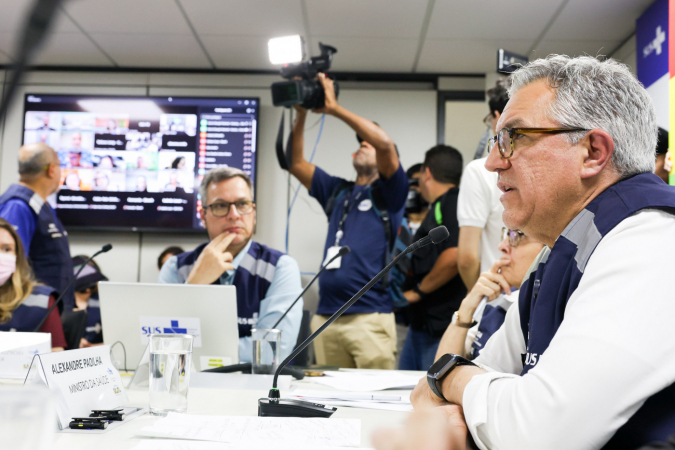 Alexandre Padilha, ministro da Saúde, instala sala de situação e anuncia medidas diante dos casos de intoxicação por metanol