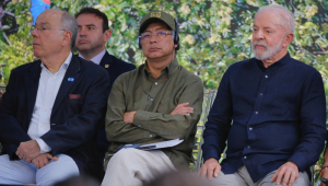 Petro Lula Mauro VIeira