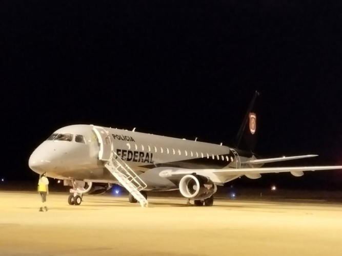 Federal Police plane at Palmas Airport