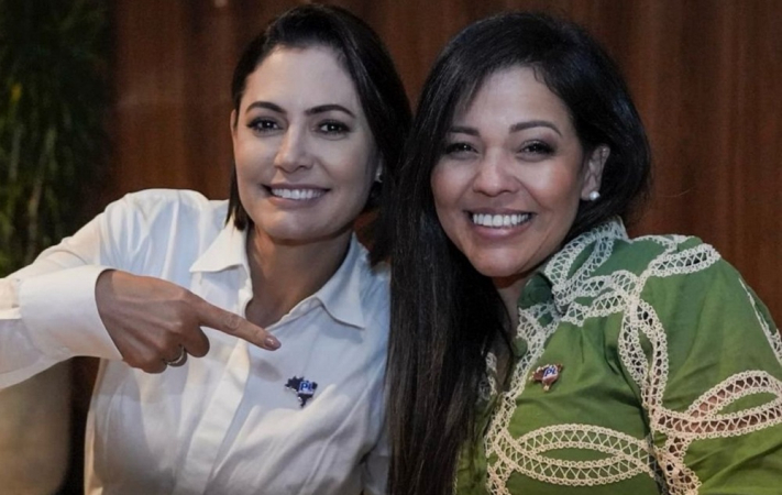 Priscila Costa e Michelle Bolsonaro