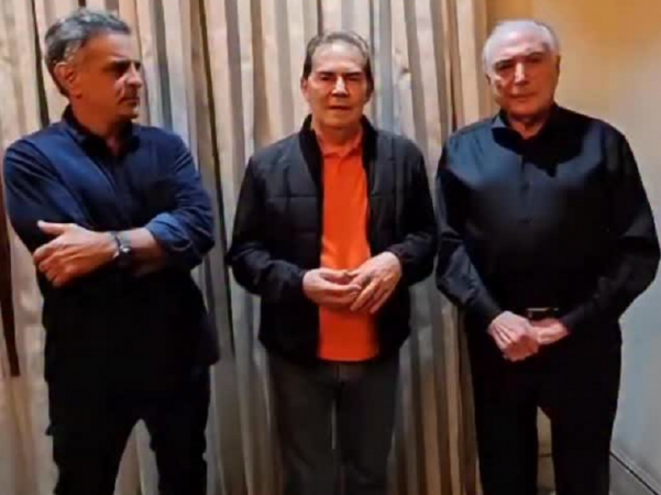 Aécio Neves, Paulinho da Força e Michel Temer em encontro sobre o PL da Anistia