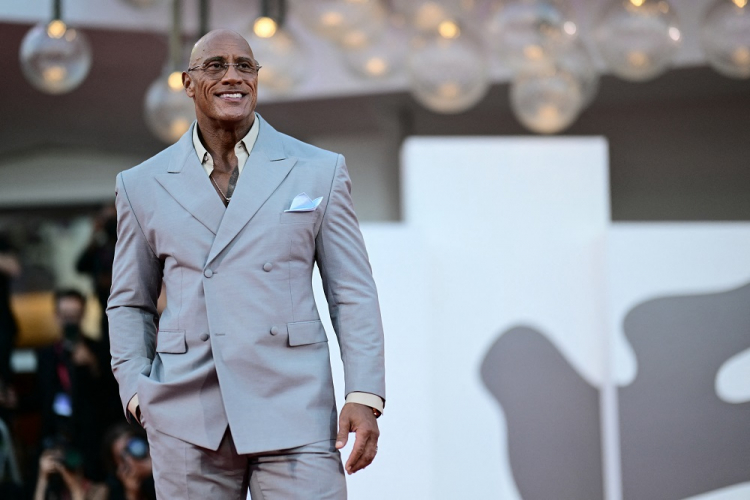 Dwayne Johnson emagrece 27 kg para papel em ‘Coração de Lutador’
