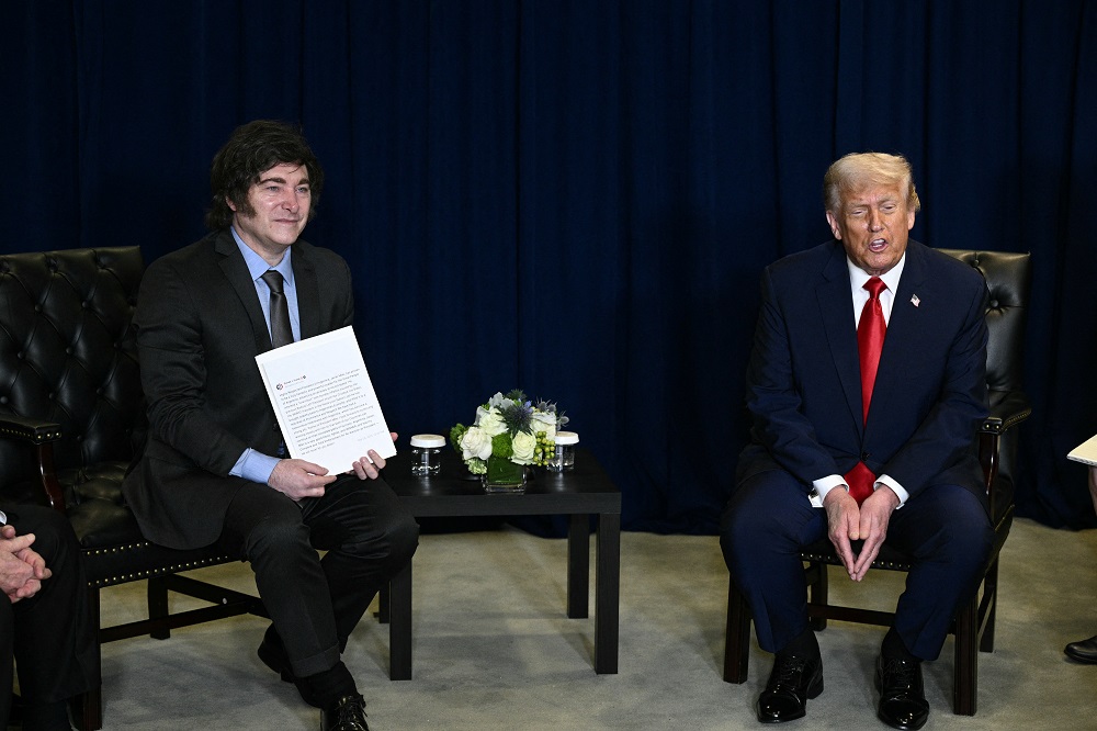 Trump afirma que EUA não perderão tempo com a Argentina se Milei perder as eleições
