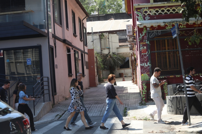Vista da travessa Engenheiro Antônio de Souza Barros Júnior, via sem saída entre a rua Pamplona e a alameda Lorena, na região dos Jardins, zona oeste da capital paulista