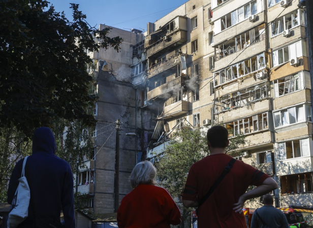 Ataques russos atingem cidade de Kiev