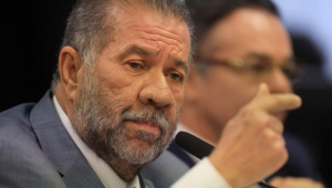 carlos lupi
