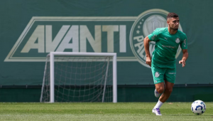 Andreas Pereira é a novidade do Palmeiras na reapresentação do elenco na Academia de Futebol