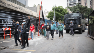 Incidente aconteceu durante manifestação do Movimento de Luta nos Bairros, Vilas e Favelas (MLB) neste domingo (7)