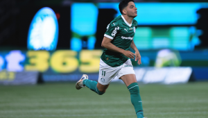 Bruno Rodrigues reestreia no Palmeiras durante partida contra o Internacional