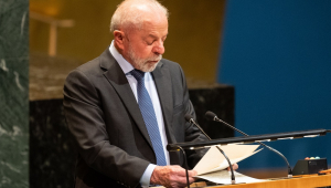 O presidente do Brasil, Luiz Inácio Lula da Silva, discursa durante a Conferência Internacional de Alto Nível para a Solução Pacífica da Questão da Palestina e a Implementação da Solução de Dois Estados, na sede das Nações Unidas