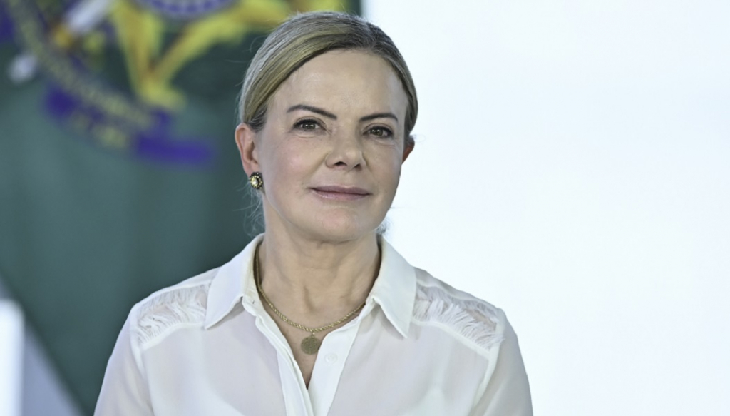 Gleisi diz que ‘Lira está na base e quer ajudar’ o governo