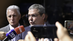 Lindbergh Farias Deputado Federal durante julgamento.