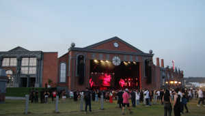 Público chega ao Autódromo de Interlagos para o primeiro dia do festival The Town