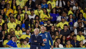 Carlo Ancelotti , durante partida Brasil x Chile. O Maracanã recebe nesta quinta (4)