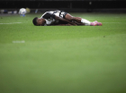 Vitinho sente dores durante a partida entre Corinthians x Mirassol