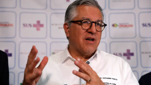 o ministro da Saúde, Alexandre Padilha