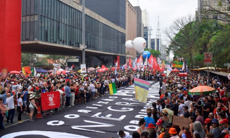 mnifestação paulista