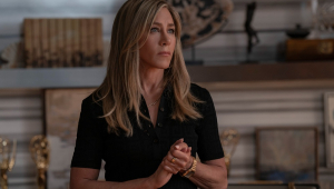 Jennifer Aniston em cena da série "The Morning Show", da Apple TV+